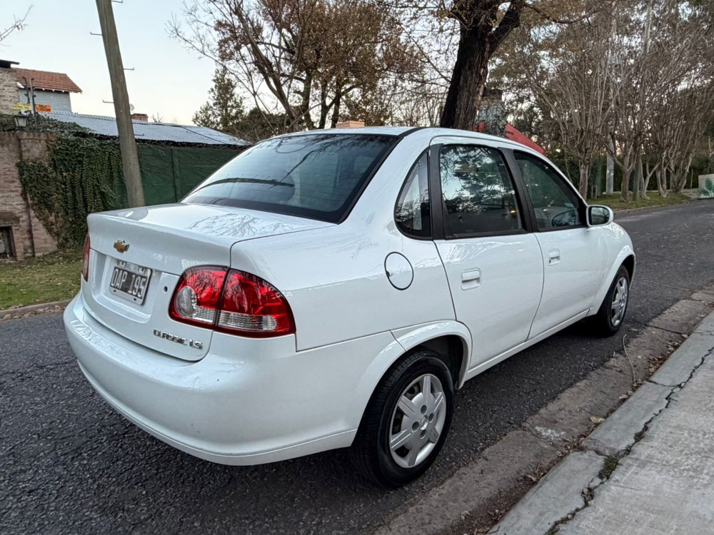 Chevrolet CLASSIC LS — foto 5